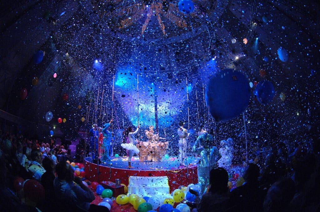 Bilder voller Farbe, Bewegung und Phantasie