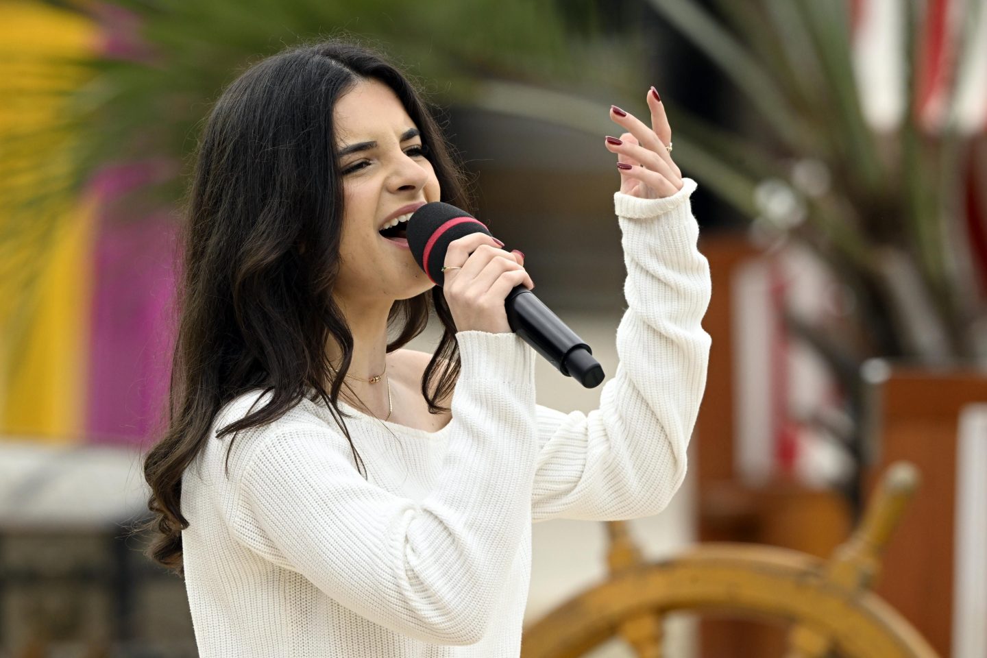 Laura Spaqi (19) aus Stuttgart