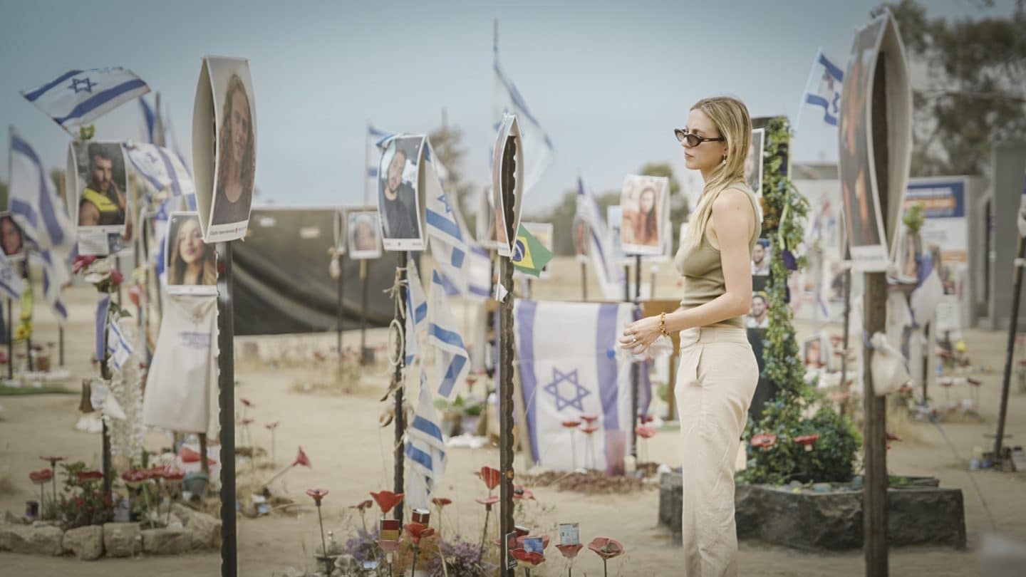 Rafaela Treistman verliert am 7. Oktober 2023 ihren Freund Ranani Glazer. Sie erzählt in der Dokumentation "Tatort Israel - Die Schatten des 7. Oktober", wie sie in einem Raketenbunker zusammen mit anderen Schutz suchte und Todesängste ausstand.