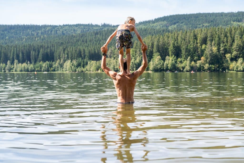 Sonst ein wahres Badeparadies: Der Schluchsee – aktuell von gefährlichen Blaualgen bedroht.