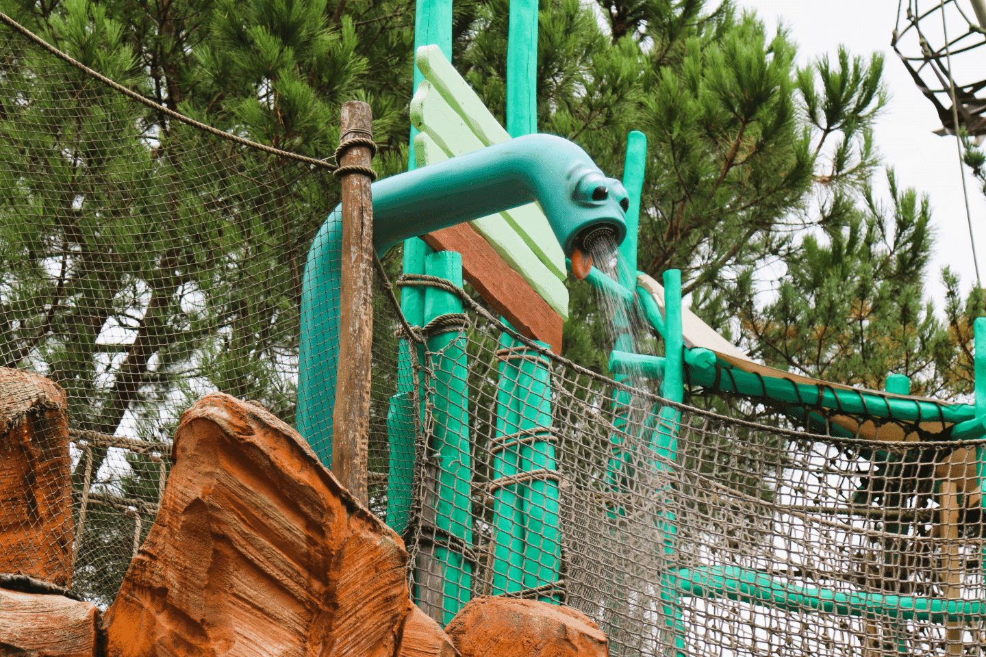 Die neueröffnete „Lítill Island - hansgrohe Kinderwasserwelt“ lädt zum Spielen und Entdecken ein.
