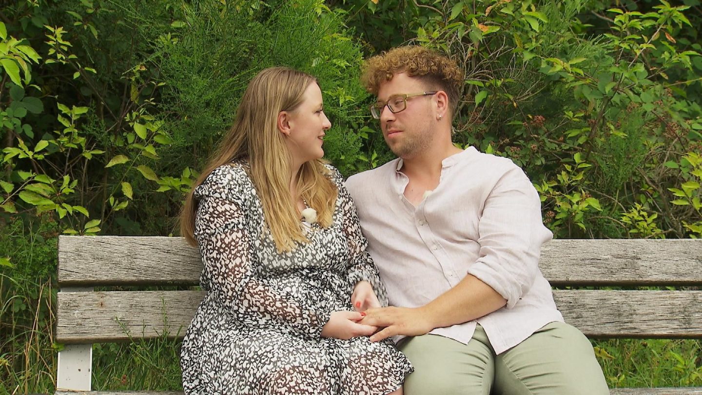 Mutterkuhhalter Marcel (29) aus Bayern und Jasmin (30, Sachbearbeiterin) denken schon an eine gemeinsame Zukunft.