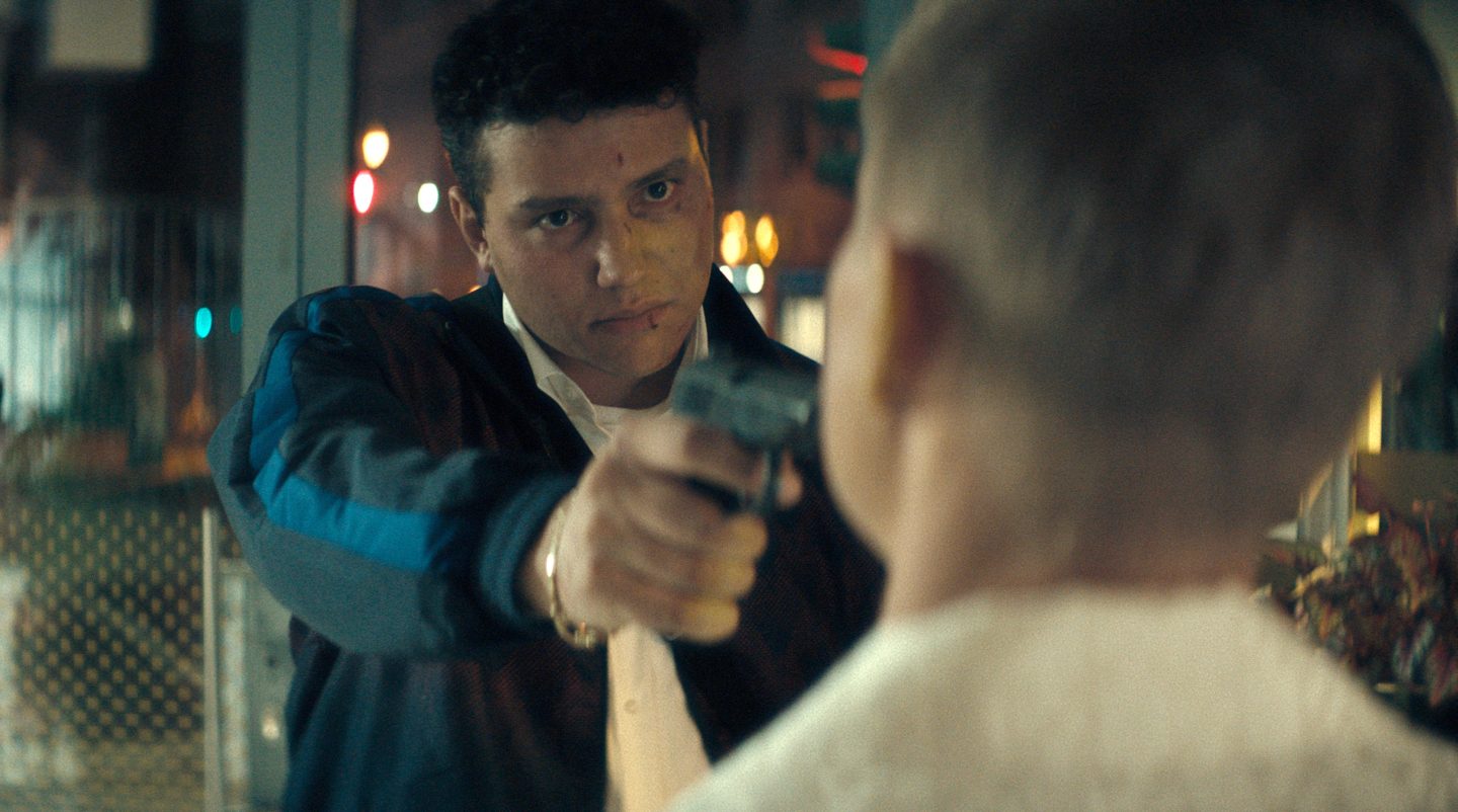 Nader (Youness Aabbaz, l).