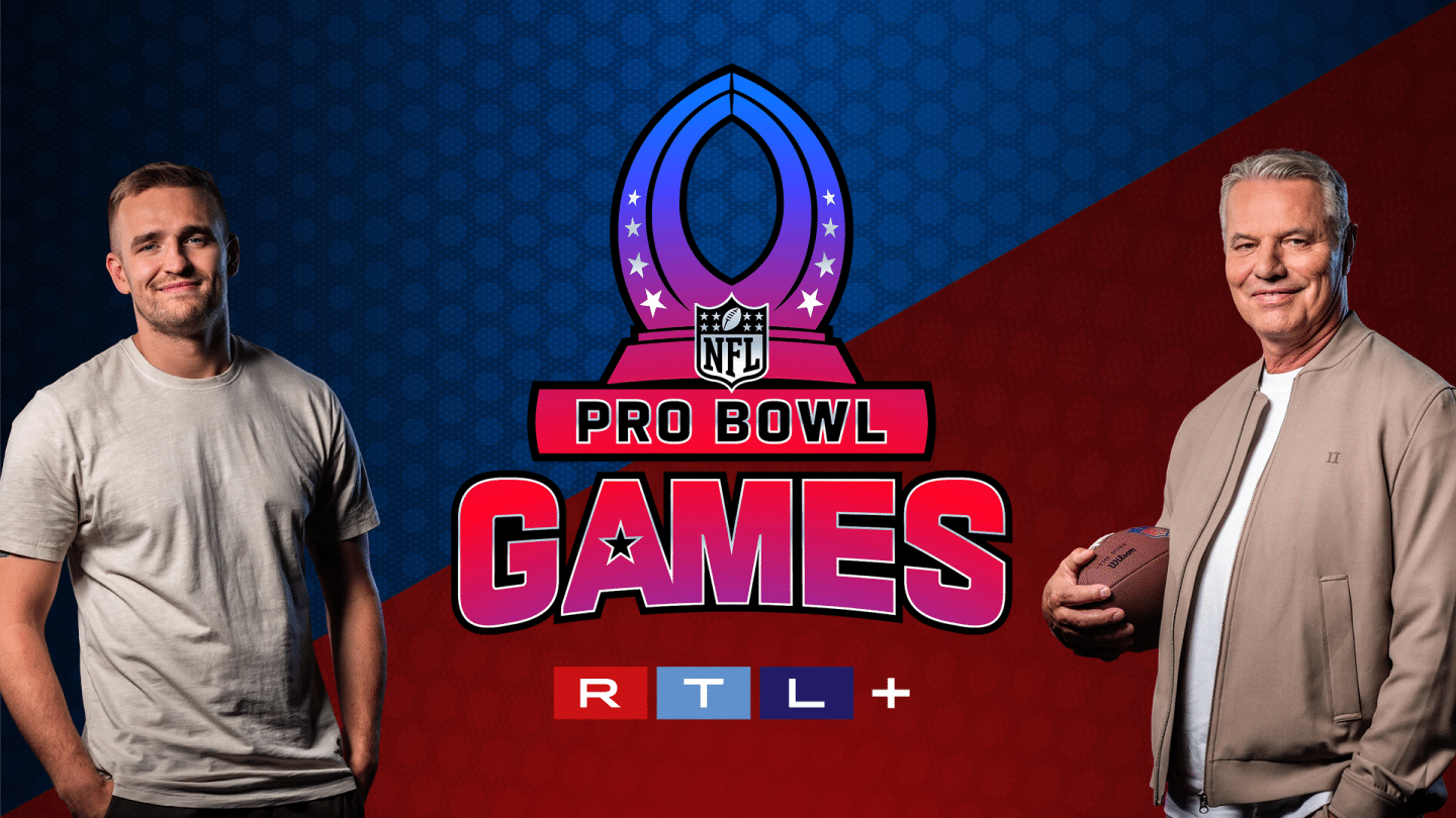 „NFL Pro Bowl Games“-Werbegrafik mit den Kommentatoren Jan Weinreich (links) und Jan Stecker (rechts). Im Hintergrund das Logo des Events, darunter das RTL+ Logo. Stecker hält einen Football in der Hand, beide blicken freundlich in die Kamera.