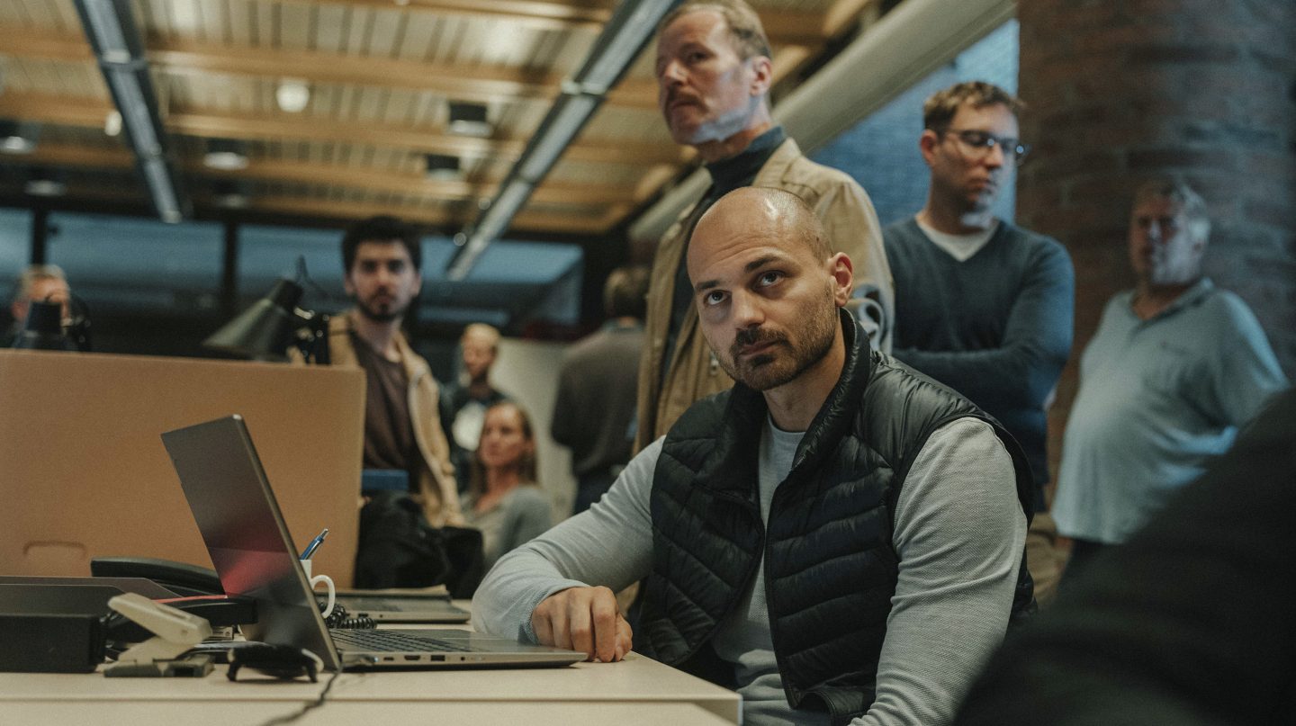 Müdigkeit hin oder her, Navid Sabet (Atrin Haghdoust, vorne) ist ein hochmotiviertes Sokomitglied.
