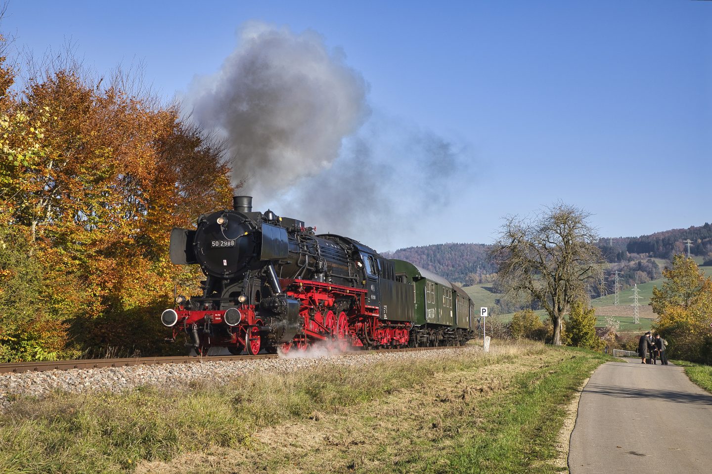 Die Sauschwänzlebahn färht durch den Schwarzwald.