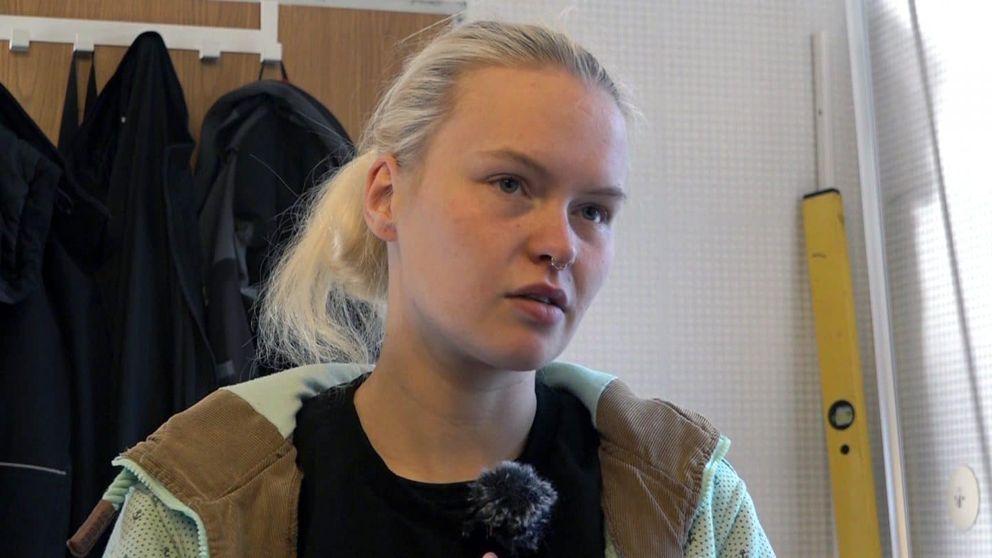 Cindy (24) möchte gerne, dass ihre Töchter wieder bei ihr leben können.
